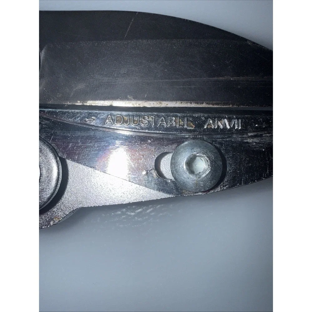 Fiskars Adjustable Anvil Pruning Shears Garden Clippers GroundSteel Blade EA0525